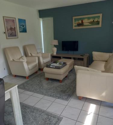 Mooie twee-onder-een-kapwoning te Vlagtwedde