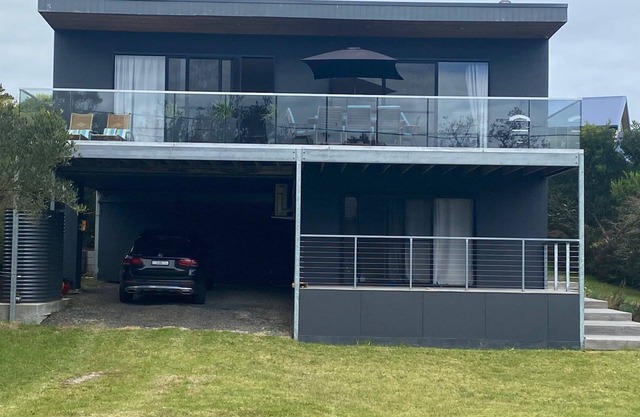 Moon Dune - lovely modern beach house