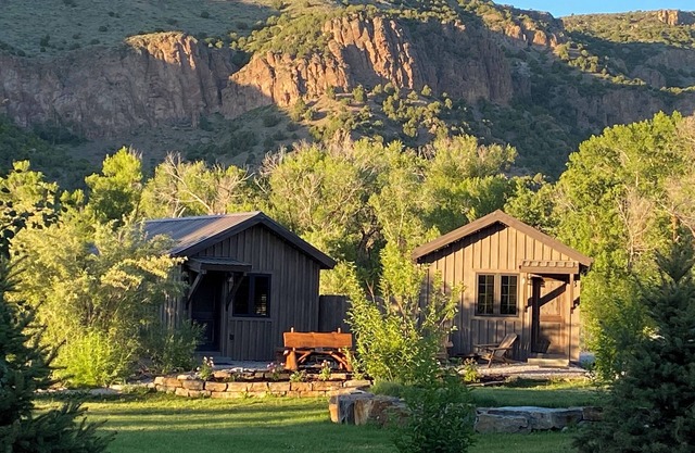 Moonlight Cottage “Hoot”, sleeps 5