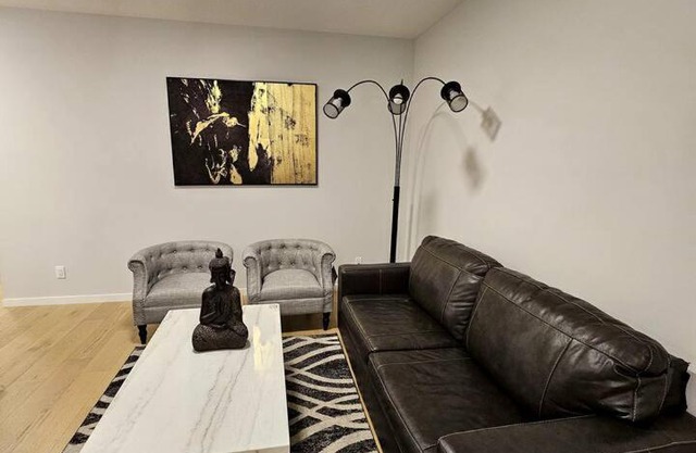 Moose Suites