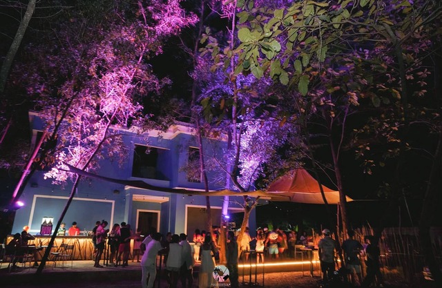 Mosaic Liwliwa Hotel Near Beach