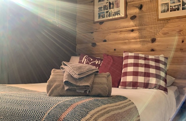 Motel 1 Lake of the woods Sioux Narrows Nestor Falls Hot tube and Sauna