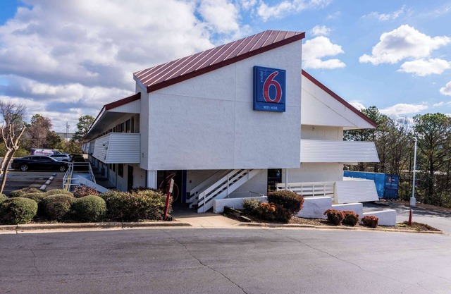 Motel 6 Birmingham, AL