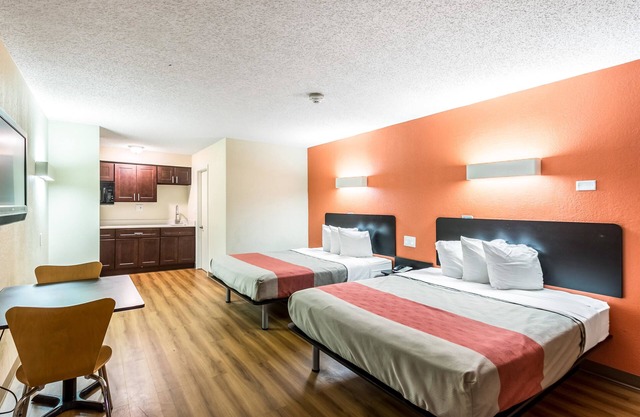 Motel 6 New Brunswick