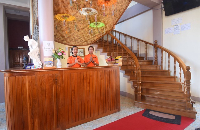 Mother's Home Hotel