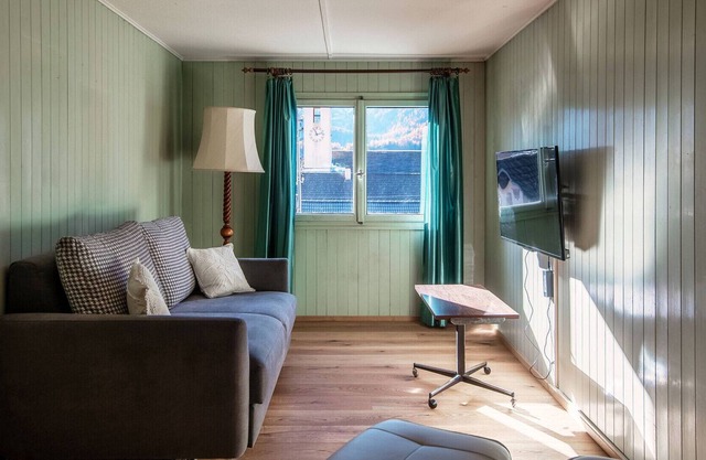 Mountain apartment in picturesque Osco (Casa Marusca)