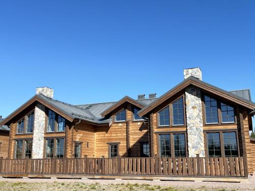 Mountain cabin for the whole family - near skiing, golf and hiking