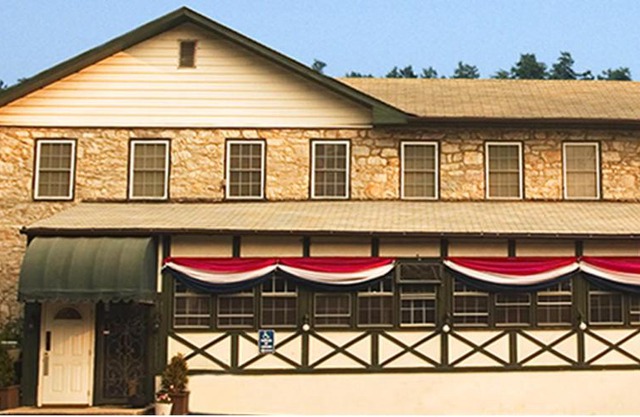 Mountain Creek Tavern