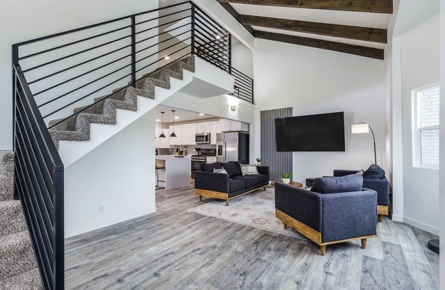 Mountain Escape! 6Bdrm 9Bed 4 Bth at the Mouth of Big Cottonwood Canyon