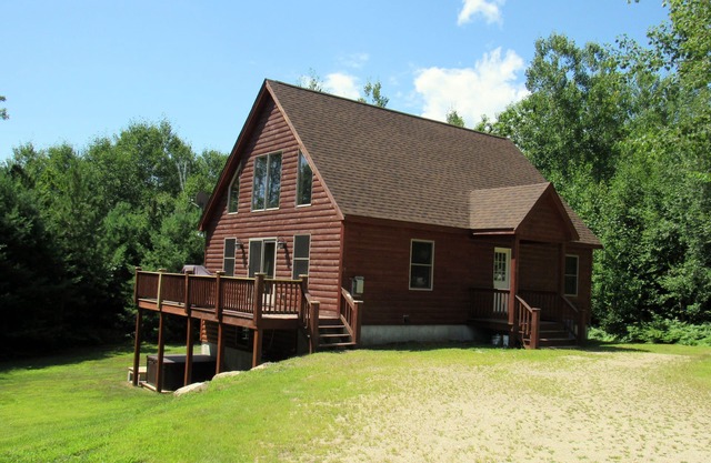 Mountain Hideaway - Hot Tub, Games, 2 Living Areas, Minutes to Sunday River