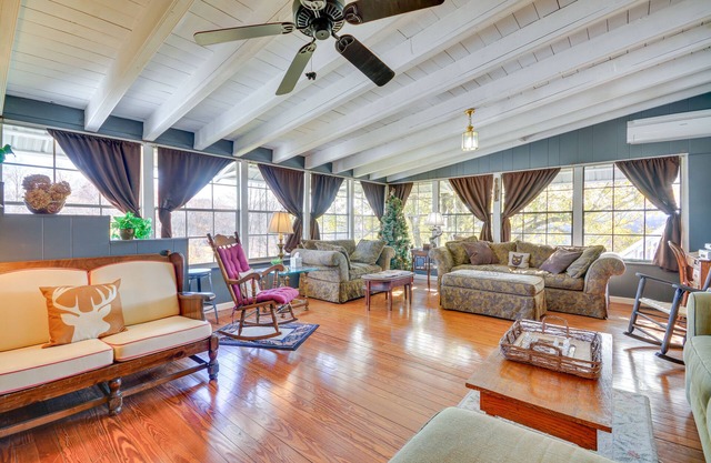 Mountain-View Galax Home Near Hiking!