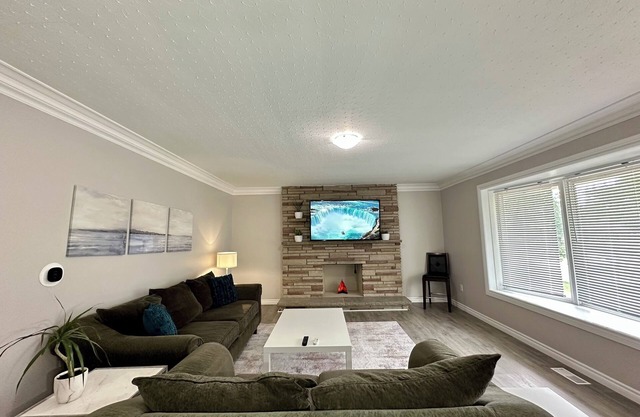 Mountain View House - Sleeps 14