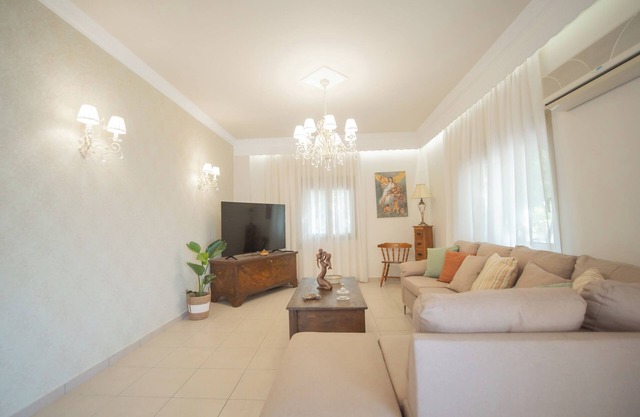 Mulberry tree Villa