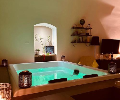 Muralta Suite & Luxury Rooms