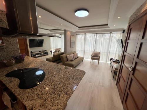 Muy centrico, acogedor y como apartamento en La Viña a solo pasos de la AV BOLIVAR NORTE