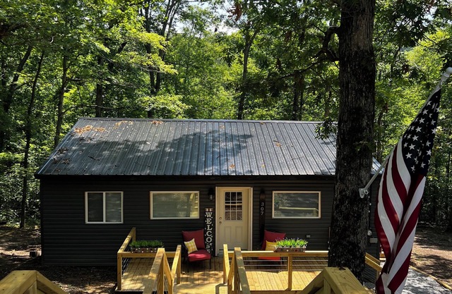 “My Brother’s Place” at Nolin Lake