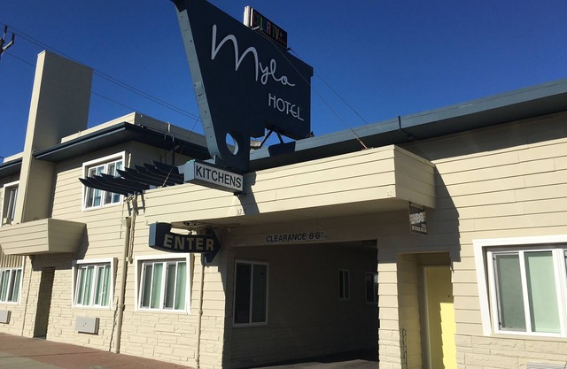Mylo Hotel
