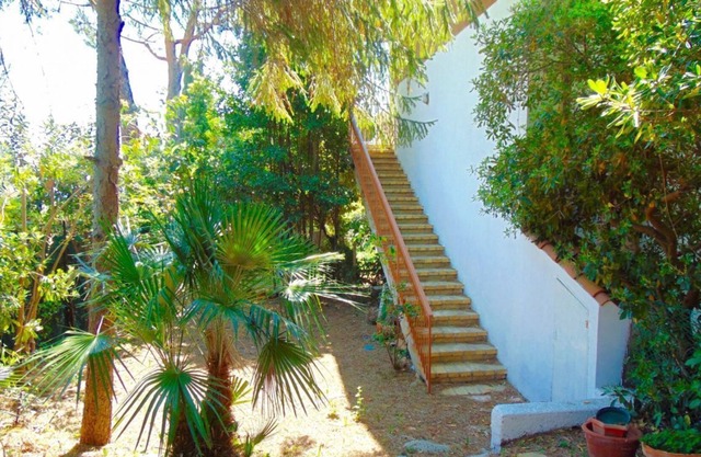 N189 - Numana, two-room apartment with garden and terrace