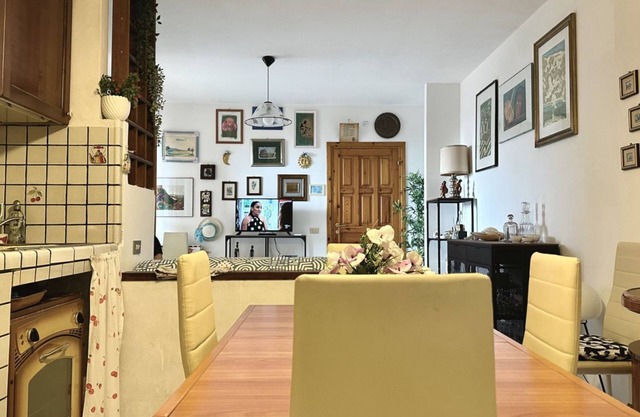 N290 - Numana, three-room apartment with terrace overlooking the sea