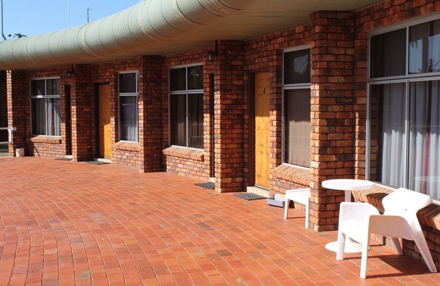 Nandewar Motor Inn