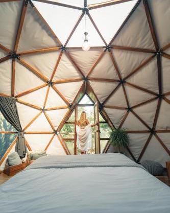 NATURAVE - Into the woods - Mountain cabins