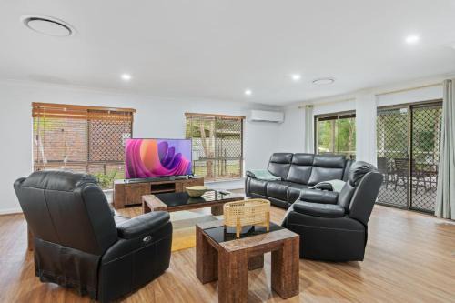 Nature Escape Acreage Forest Life and Pet Friendly