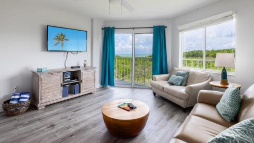 Nauti Hideaway Ocean Pointe 2314