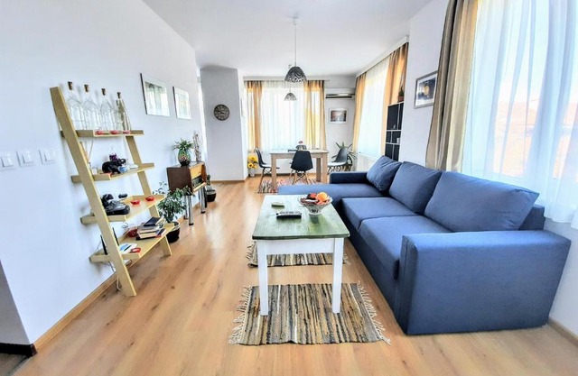NC Apartment Ruse