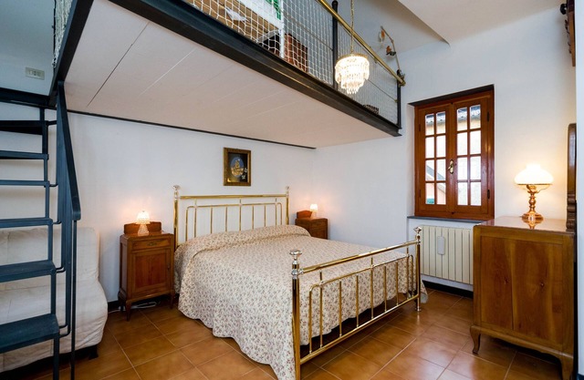 Near 5 lands large independent house on the hills valley view balcony