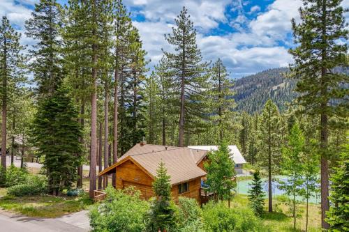 Near Lake and Lifts Tahoe Home with Deck and Views!