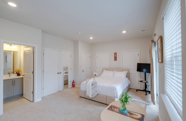 Near Parks & Golf: Pet-Friendly Glenn Dale Studio!