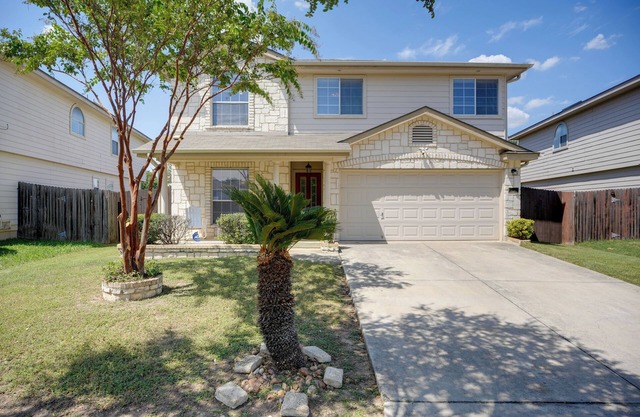 Near SeaWorld! Modern Family Home w/Pool Access