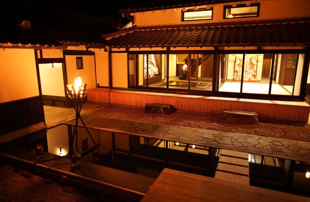 NEOLD Private House Ancient house with a hearth surrounded by the rich nature of Yoshino