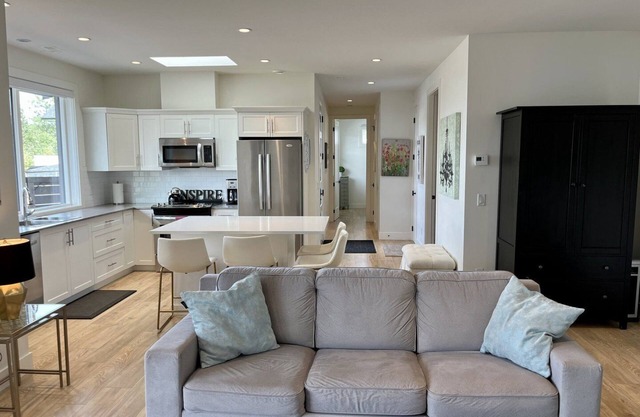 Nestled in nature, enjoy this modern, private cottage! Pet Friendly. Free Pkg.