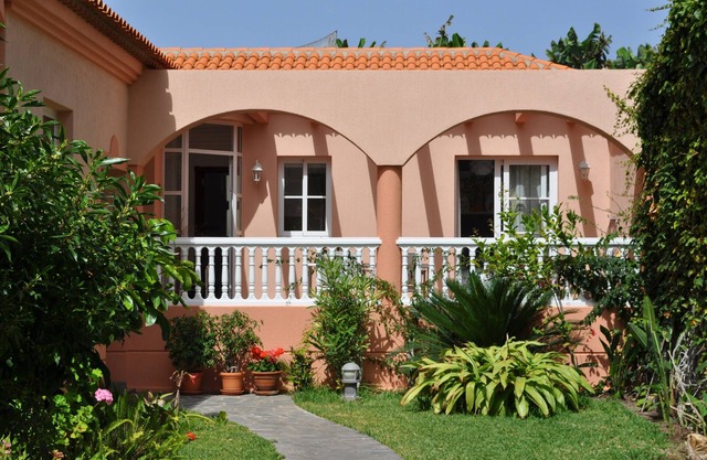 Neu 2012 Apartment in La Caleta de Interian. Garachico