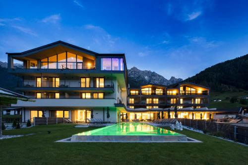 Neueröffnung ELVA PREMIUM APARTMENT HOTEL inklusive Sommerpass STUBAI SUPER CARD