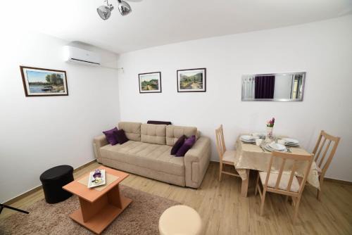 NeVa Apartman