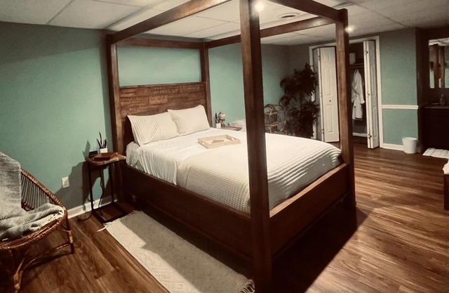 NEW! 1BDRM Terrace Suite in Fayetteville