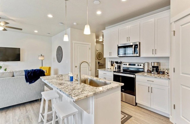 New 2023! Pets Welcome! Garage! 30+ Day Specials!