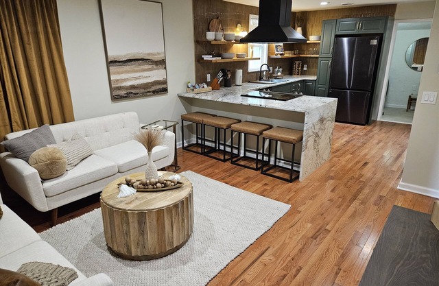 New! 2BD-Home with FAST Wi-Fi & FREE Parking!