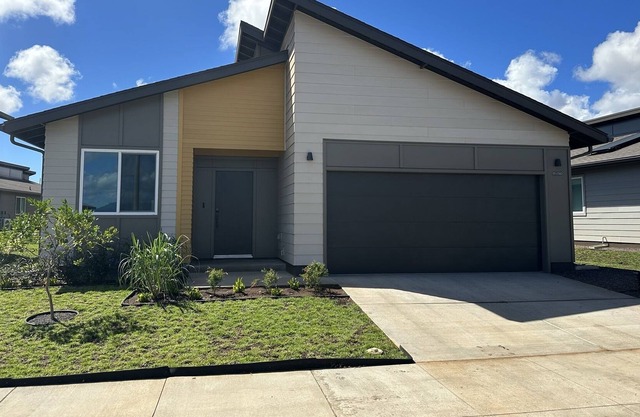 new 3 bedroom home in Ho’opili development