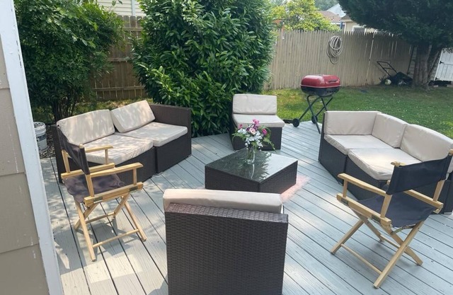 New/3-bedroom house in welcoming Silver Spring with WiFi, AC, and much more
