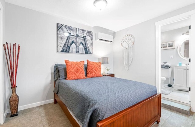 New 506 · Hidden Gem Effiency Studio! Perfect Location.