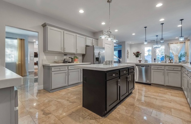 New 6 Bed Luxe Entertainer- Game Room | Pool | Spa