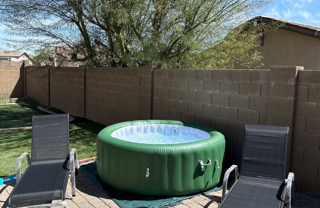 NEW! Amazing North Peoria Home with Outdoor SPA, TVs, Hiking Backyard Trail