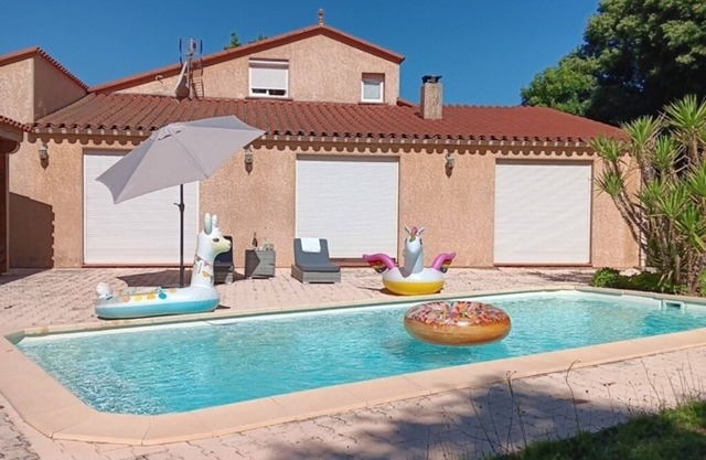 New apartment in villa with pool, near sea and mountains, thermal baths