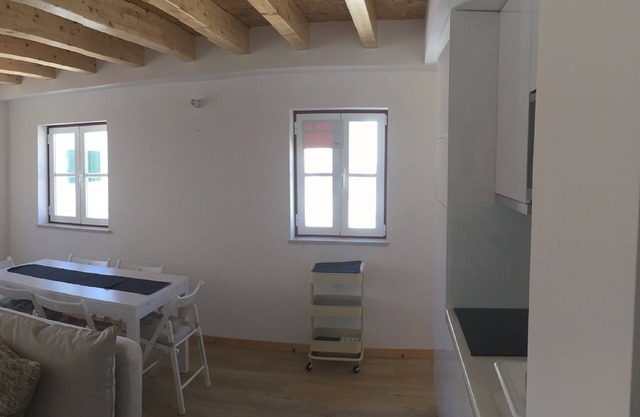 New apartment with sea and castle ! Along the beach