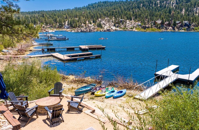 New! Bearadise~BoulderBaycation~lakefront w/dock