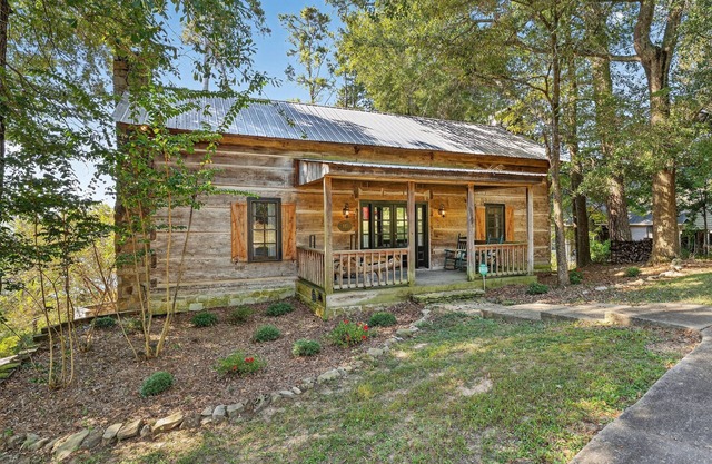 NEW! Cabin Unbound - Historic Lakefront Comfort