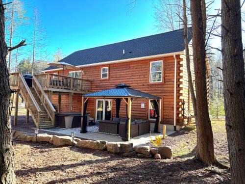 NEW Construction - 7 Bedroom Log Cabin